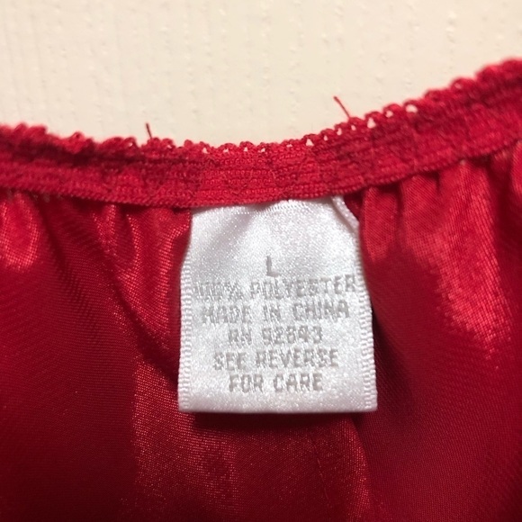 Gorgeous Red Intimate Set - Picture 4 of 6